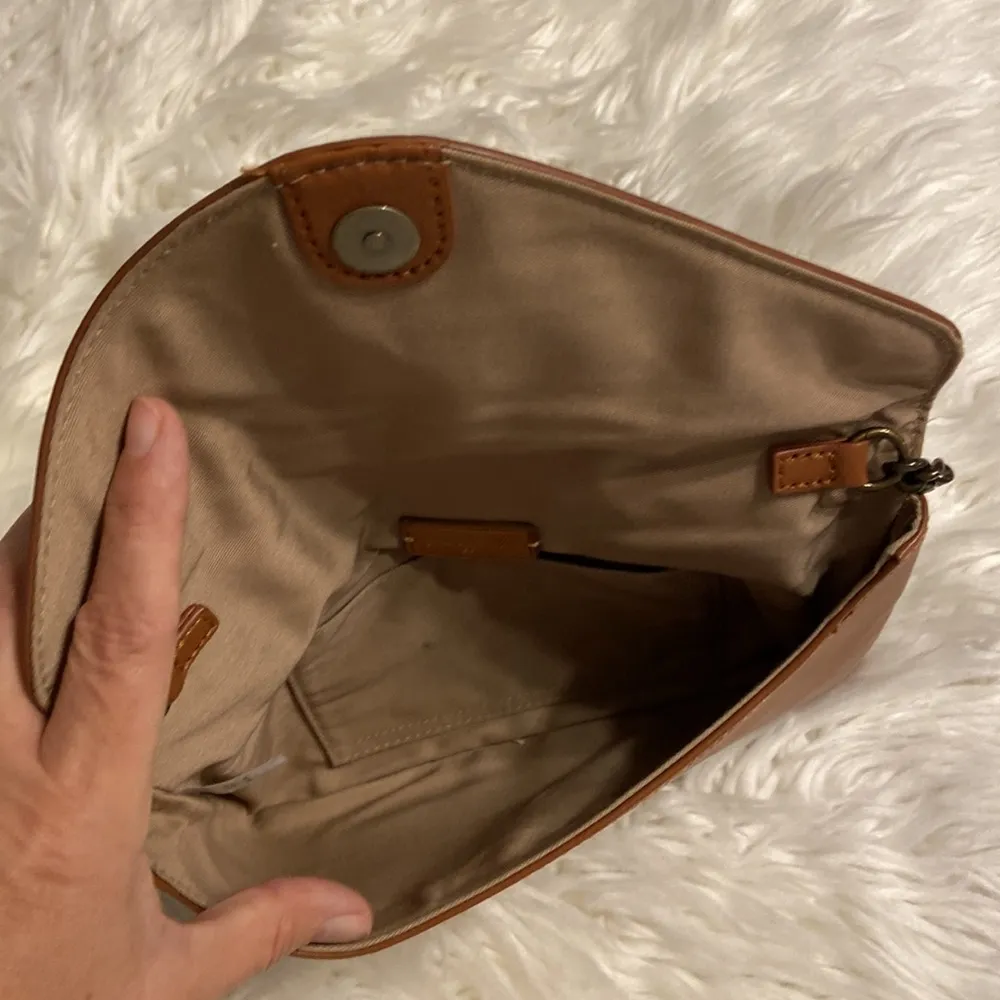 J.Crew 100% Leather Purse /Clutch tan/ brown color excellent condition - Image 6