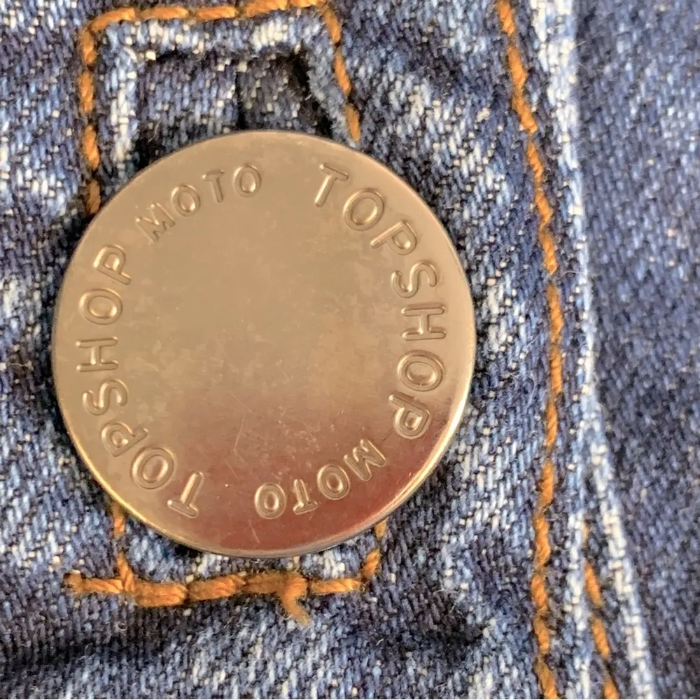 Topshop Moto Button Front Denim Mini Skirt Size 28 - Image 5