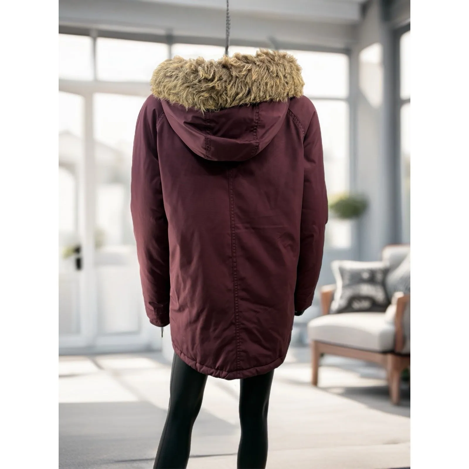 Old Navy Women's Burgundy Hooded Parka Jacket Faux Fur Lined Size S - Image 2