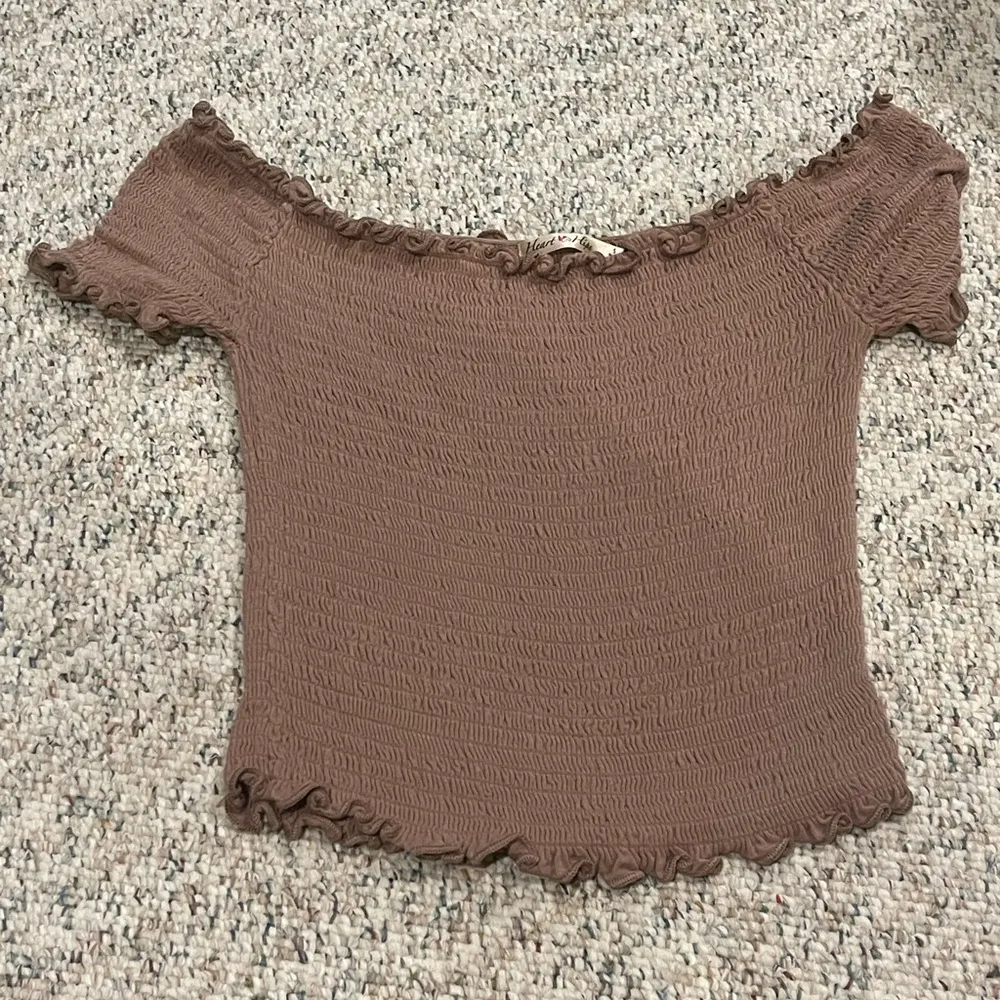 brown ribbed short sleeve cropped shirt S - Image 3