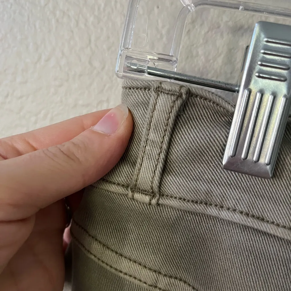 NWT SPANX Stretch Twill Straight Leg Pant in Olive Oil Womens Size M - Image 15