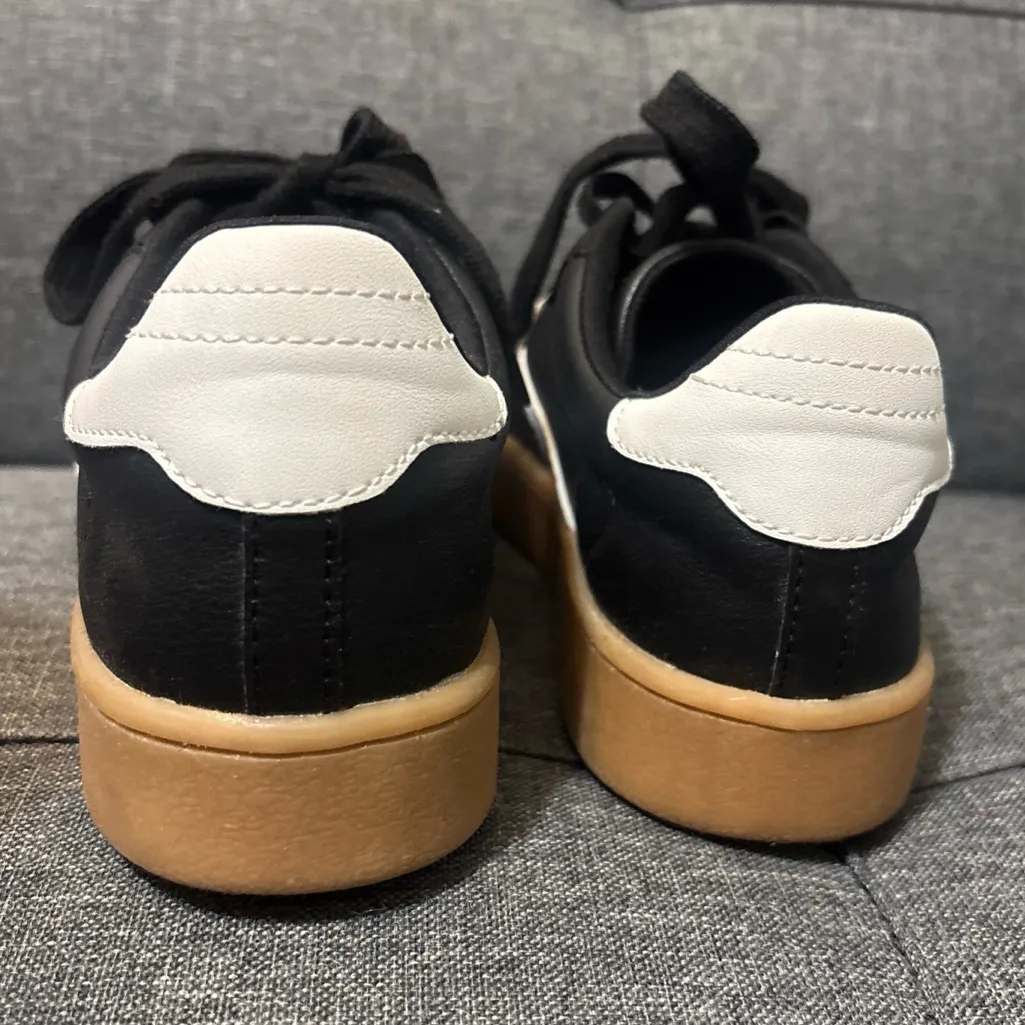 Black and White women’s Sneakers - Image 4