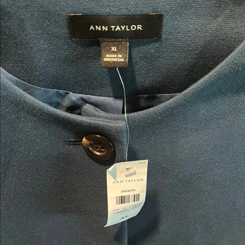 Ann Taylor NWT  Classic Blue‎ Jacket with Structured Silhouette - Image 2