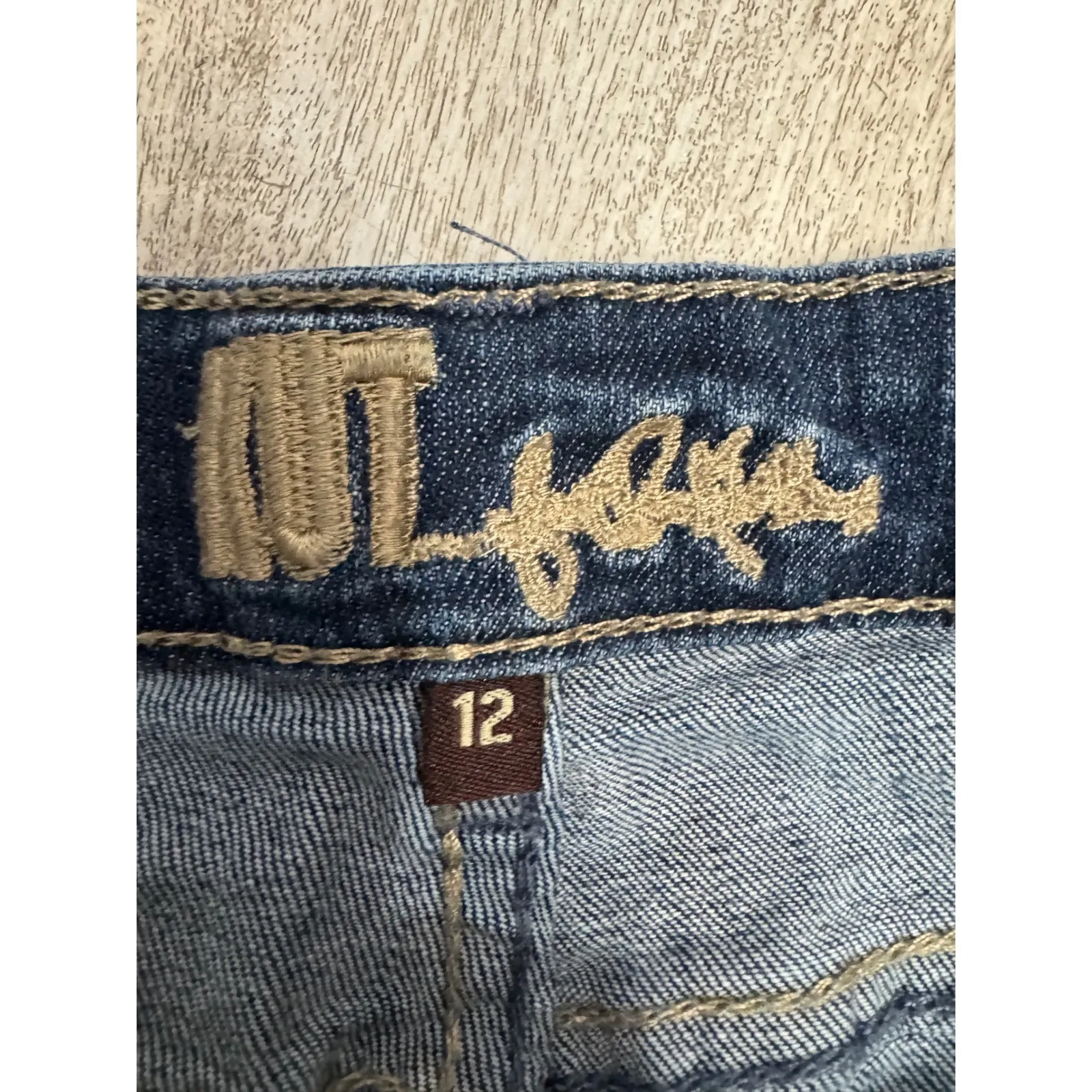 KUT from the Kloth Womens Denim Shorts Blue Size 12 Pockets Button Fly - Image 3