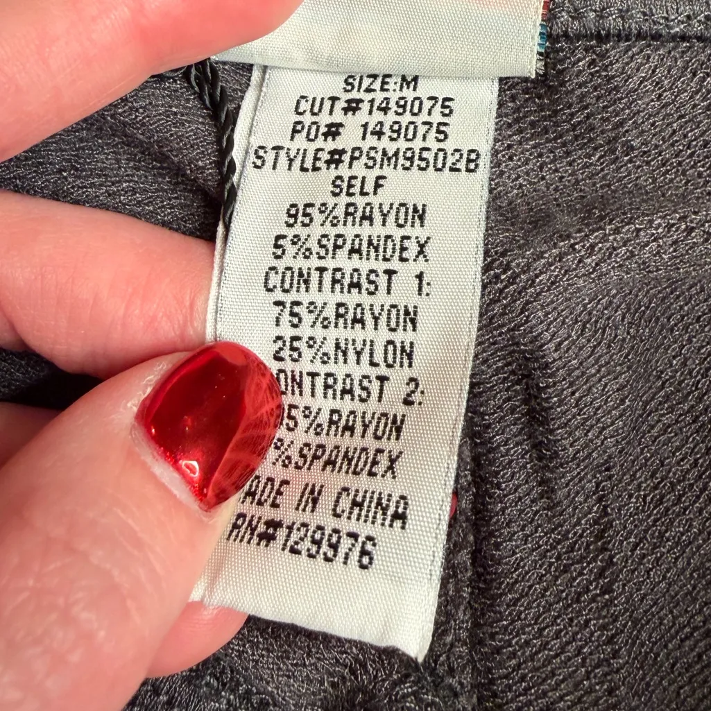 XCVI Mind Set Velvet Panel Leggings NWT Size Medium - Image 4