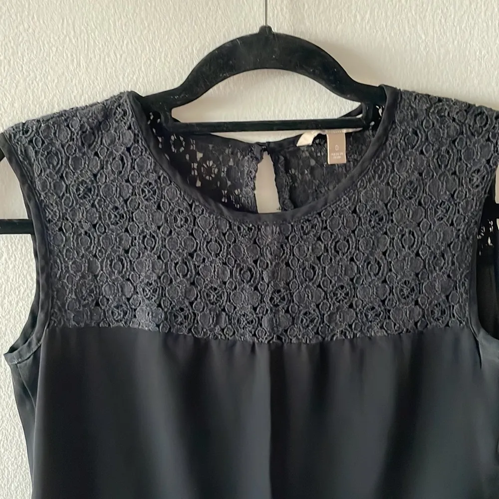 Banana Republic Tank Top Size 0 - Image 2