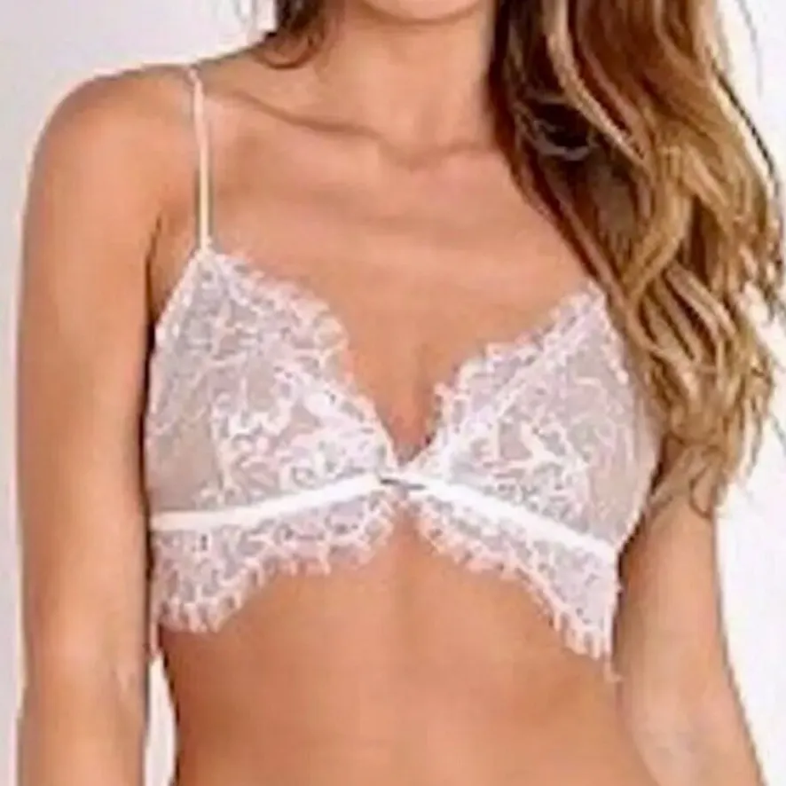 Stylestalker Lace Bralette
Mellina Bra Size Medium NWT - Image 2