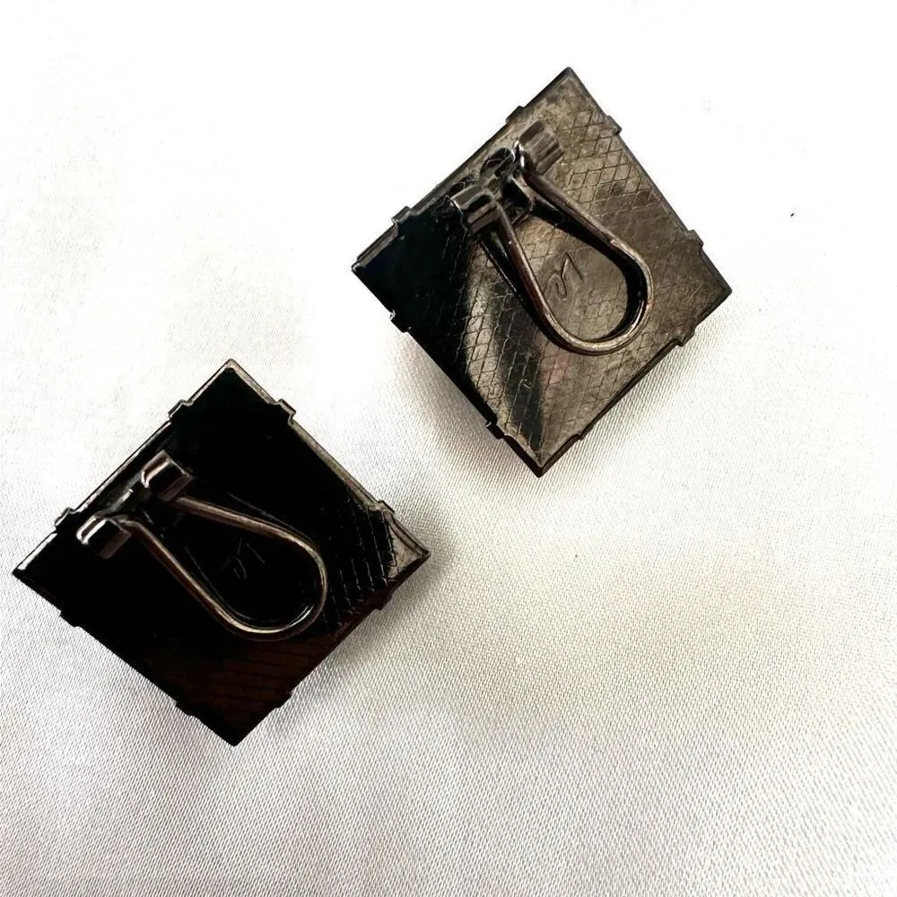 Liz Claiborne black square cluster beaded clip earrings - Image 8