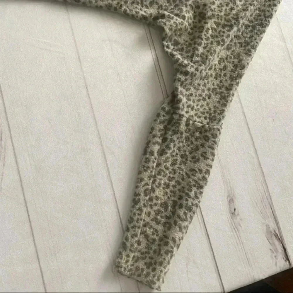 Phil love animal print long sleeve top - Image 4