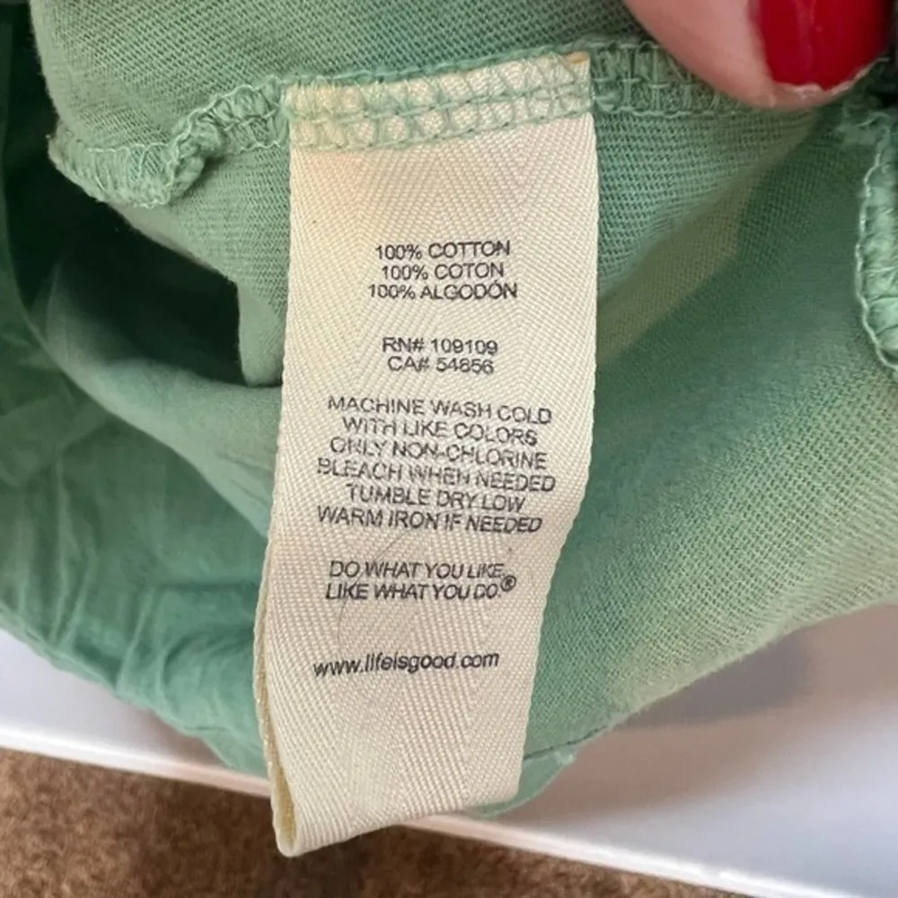 Life is Good  Women´s Green Cotton T-Shirts M Long Sleeve "Under the Weather" - Image 7