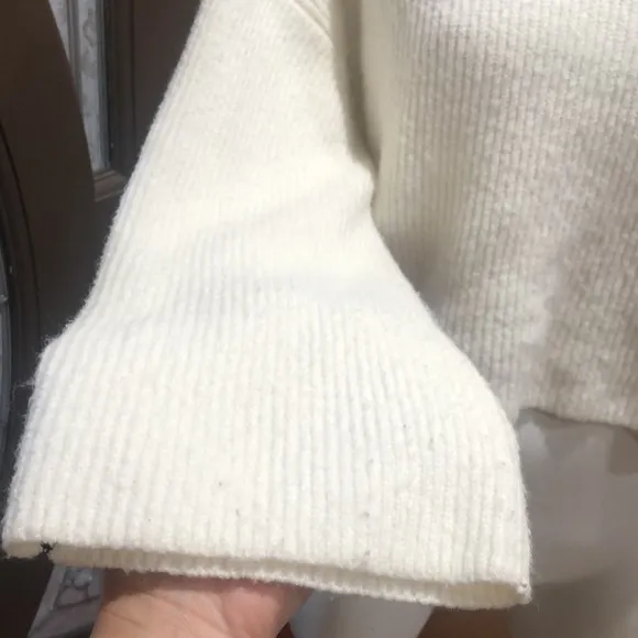 Topshop beige cowl neck bell sleeve sweater - Image 4