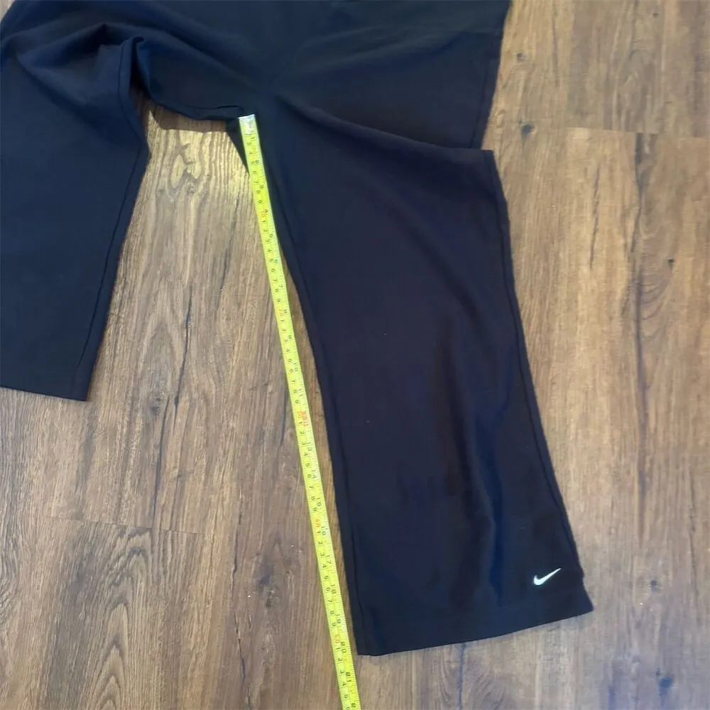 Nike Women's XS Black Cropped Leggings Dri-FIT Running Yoga Athleisure - Image 6