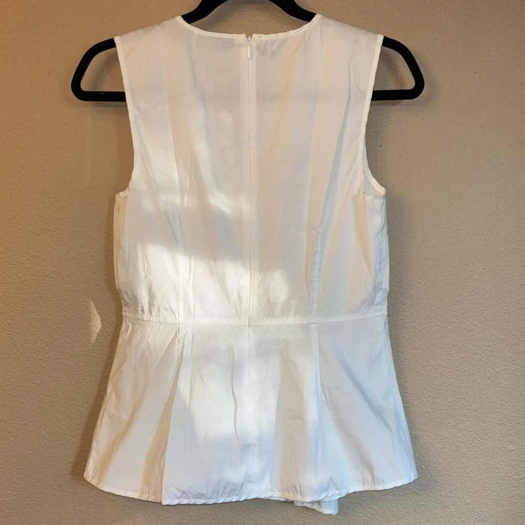 Halogen Size SMALL Classic White Sleeveless Asymmetrical Peplum Blouse - Image 9