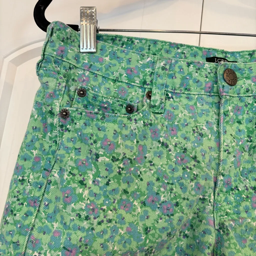 J.Crew  Mint‎ Green Floral Jean Shorts Size 0 - Image 3