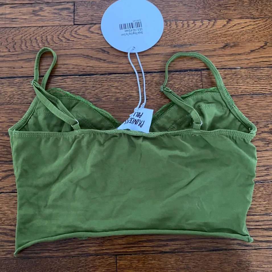 Princess Polly simple things crop top - Image 4