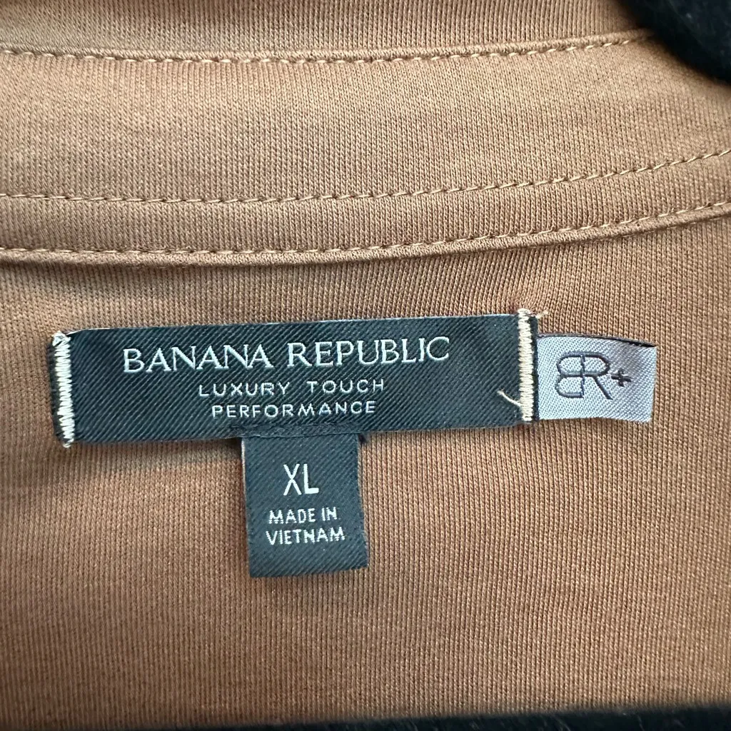 Banana Republic Luxury Touch Performance Polo Camel Brown Relaxed Shirt Size XL - Image 3