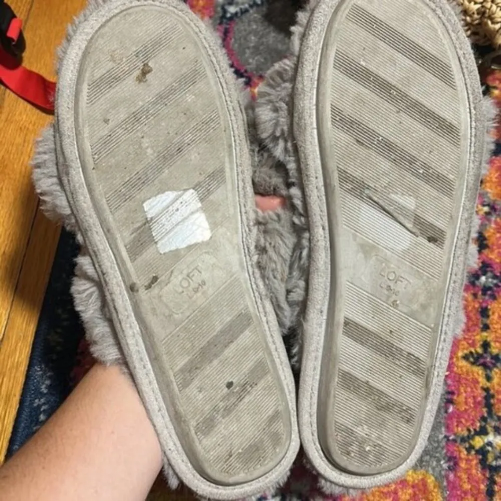Loft Grey Slipper Sandals Large 9-10 women’s - Image 3