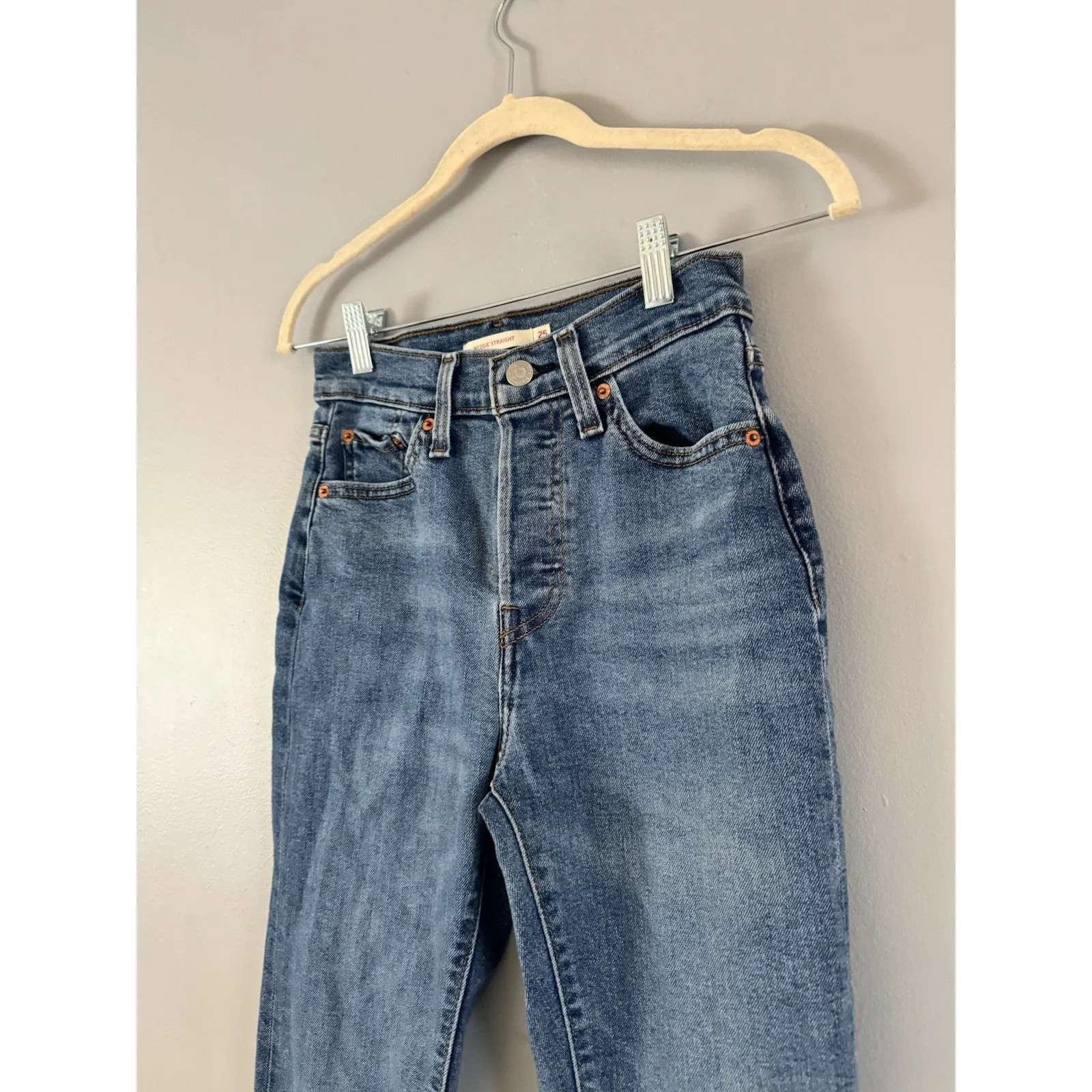 Levi’s Wedgie Straight Button Fly Jeans Women’s Size 25 High Rise/ - Image 3