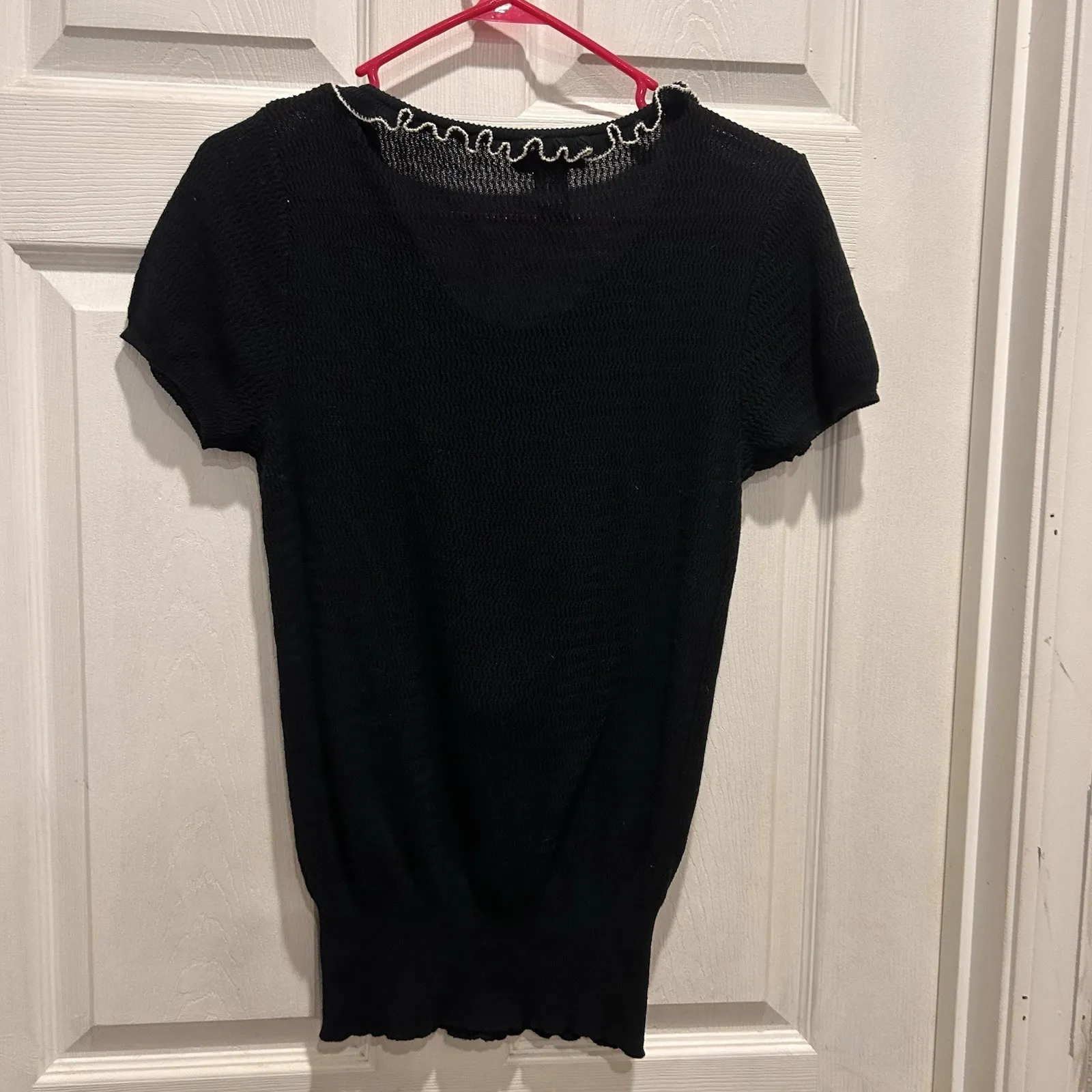 Vintage Banana Republic Black Knit Ruffle Front Shirt White Tipped Cotton Medium - Image 5