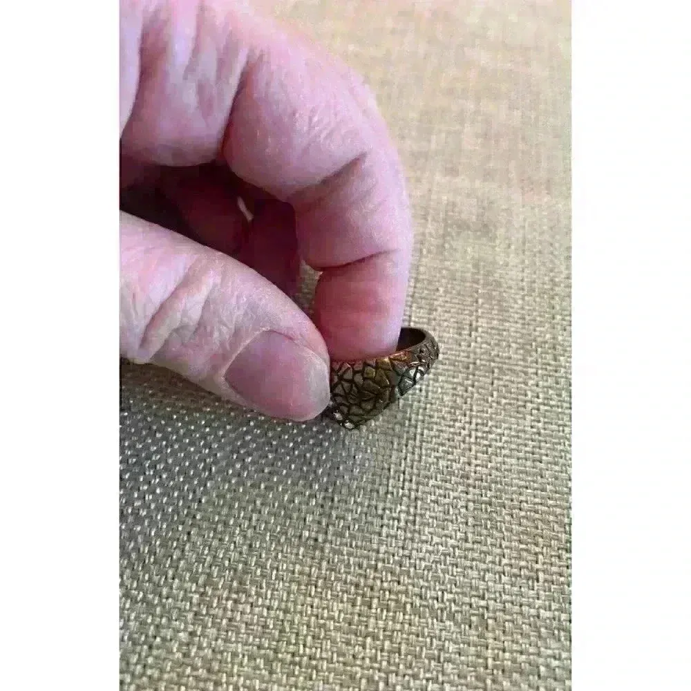 Gold tone Ring‎ with golden stone NWOT Yellow - Image 2