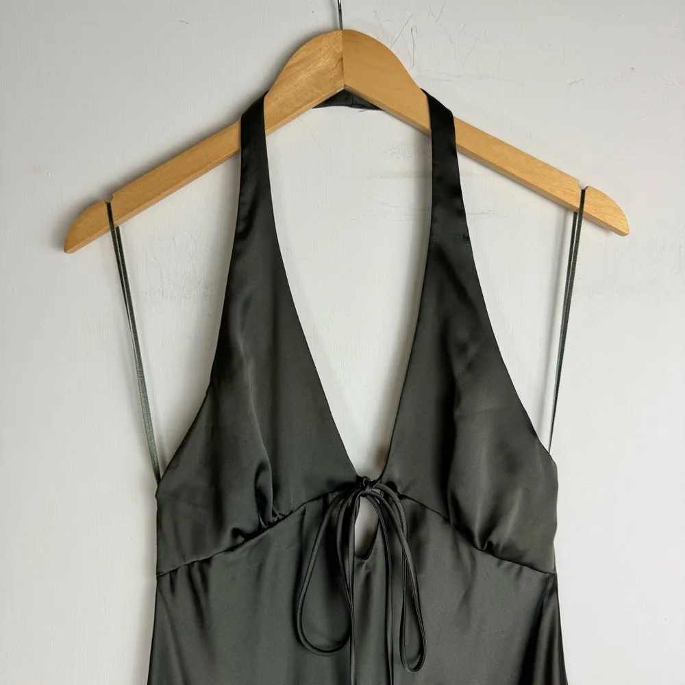 NWT  Satin Slip Dress Sz Large Tie Front Halter Neck Midi - Image 5