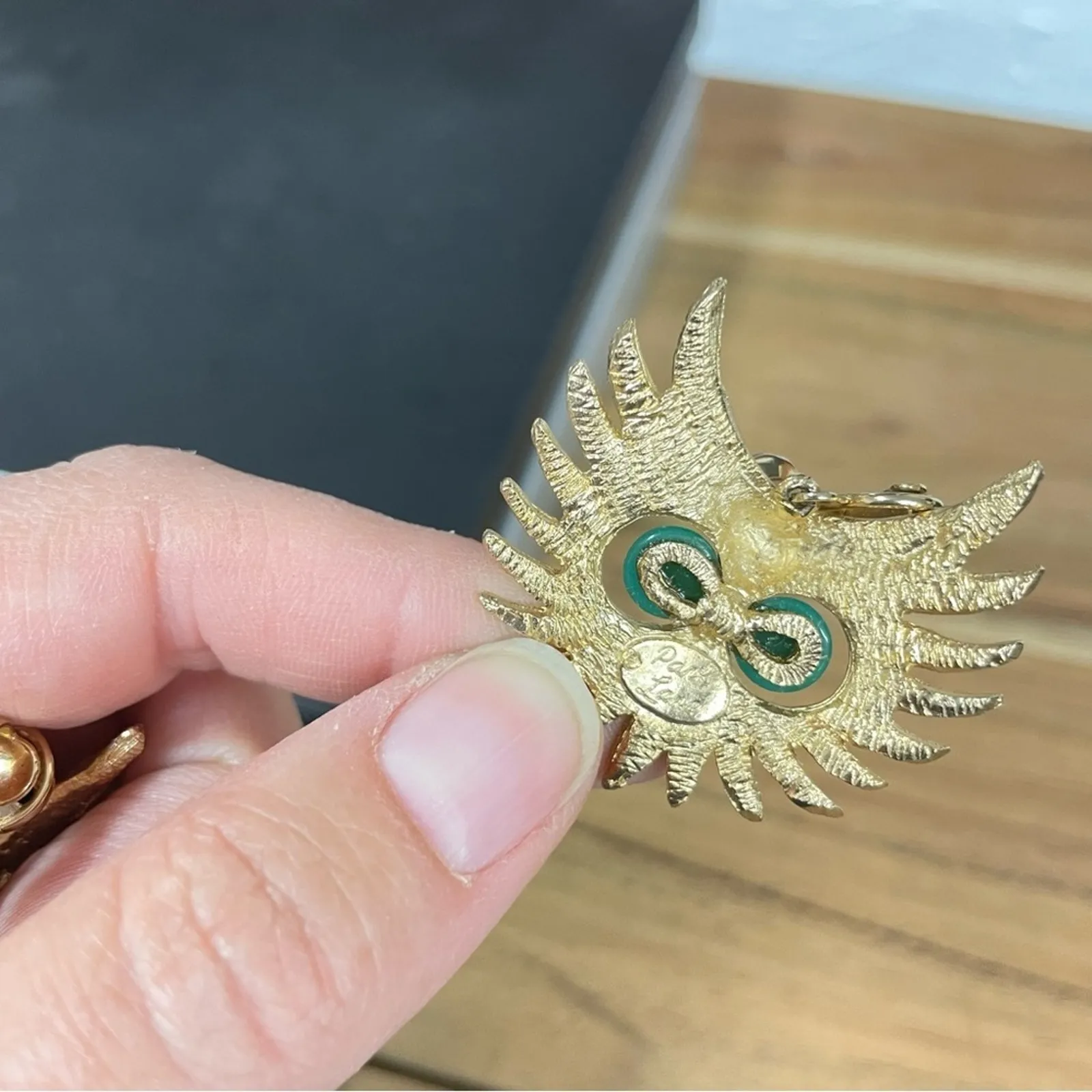 Vintage Park Lane Gold Tone Owl Clip On Earrings Green Eyes - Image 3