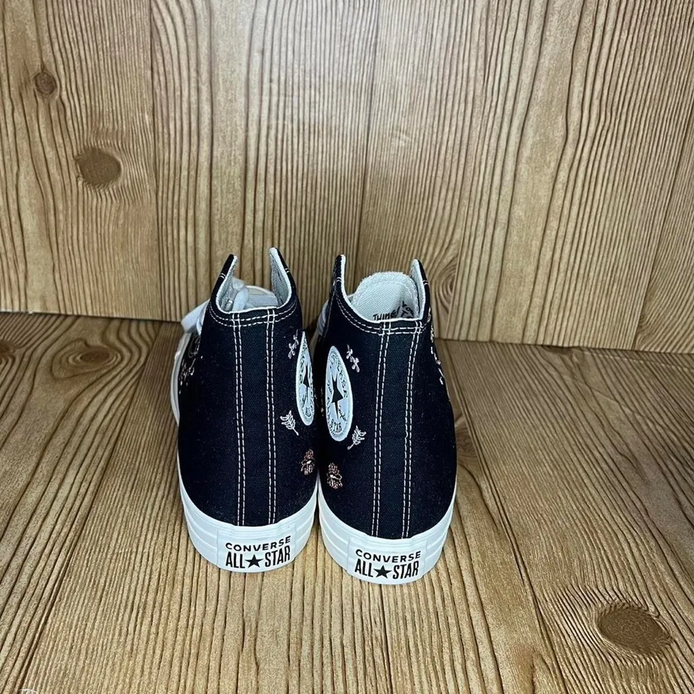 Converse CTAS HI high top sneakers in black with embroidered flowers - Image 3