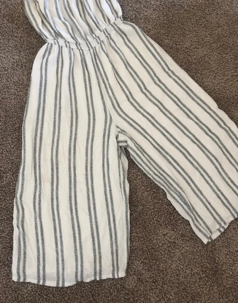 Urban Outfitters Striped Flowy Romper  - Image 4