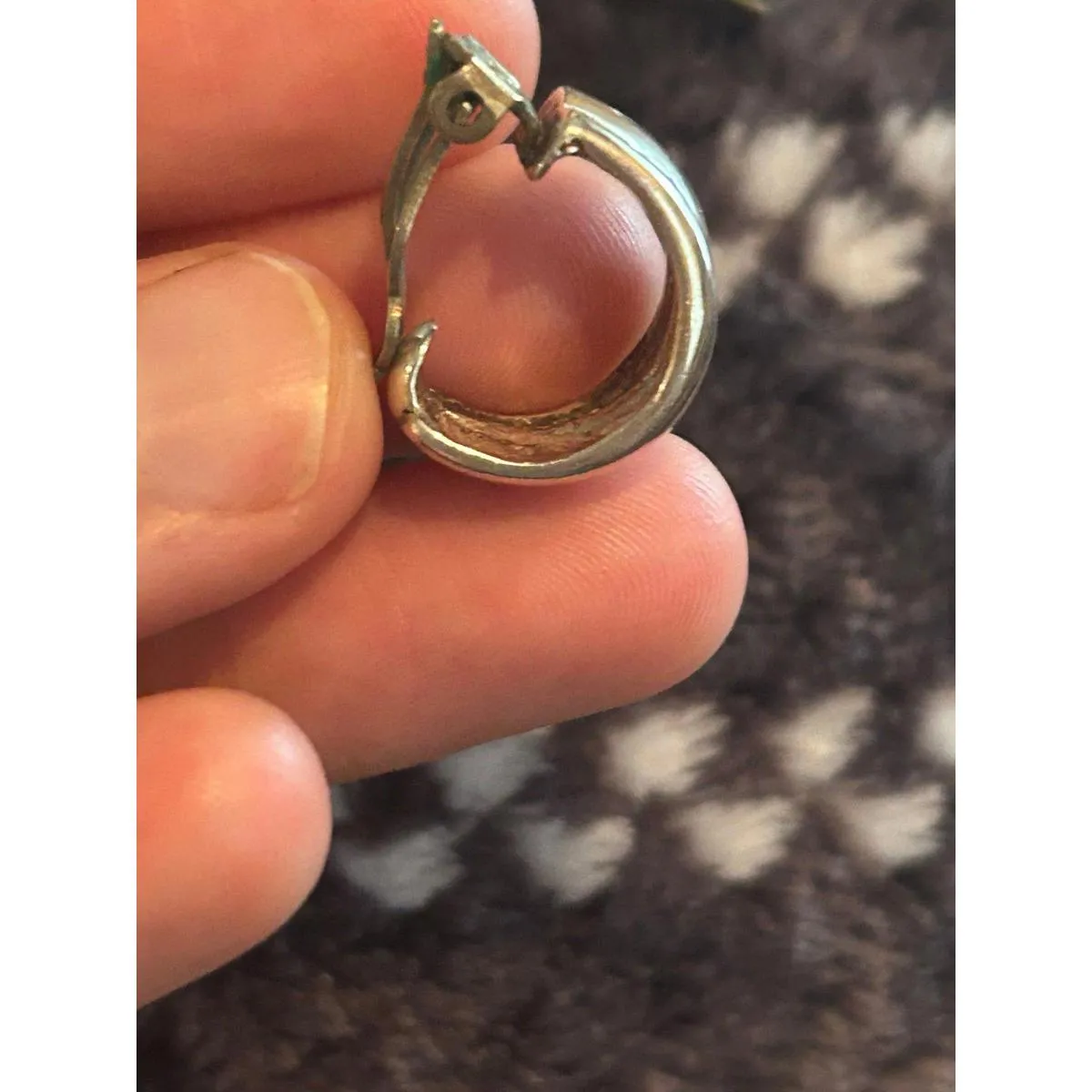 C193 earring small hoop no hole clip Silver - Image 5