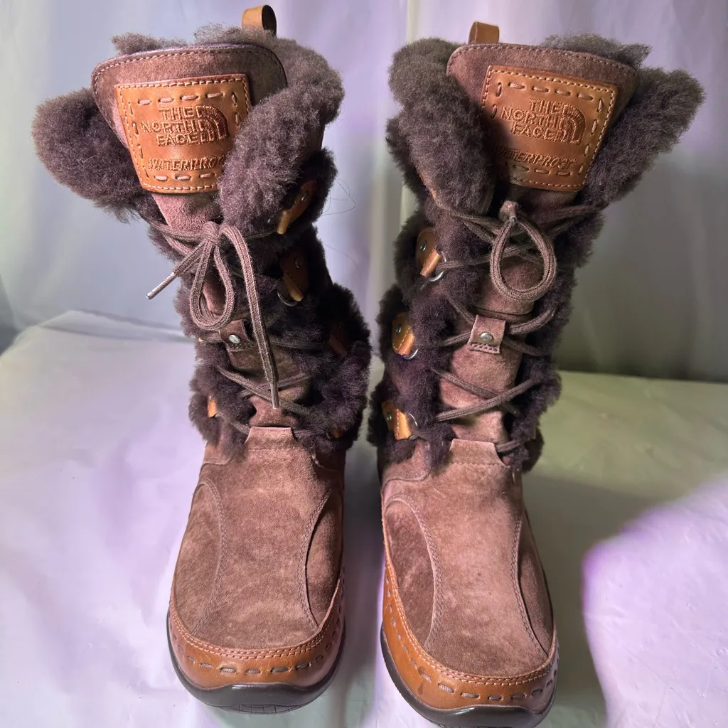 The North Face Dark Brown Fur-Lined Winter Boots - Image 5