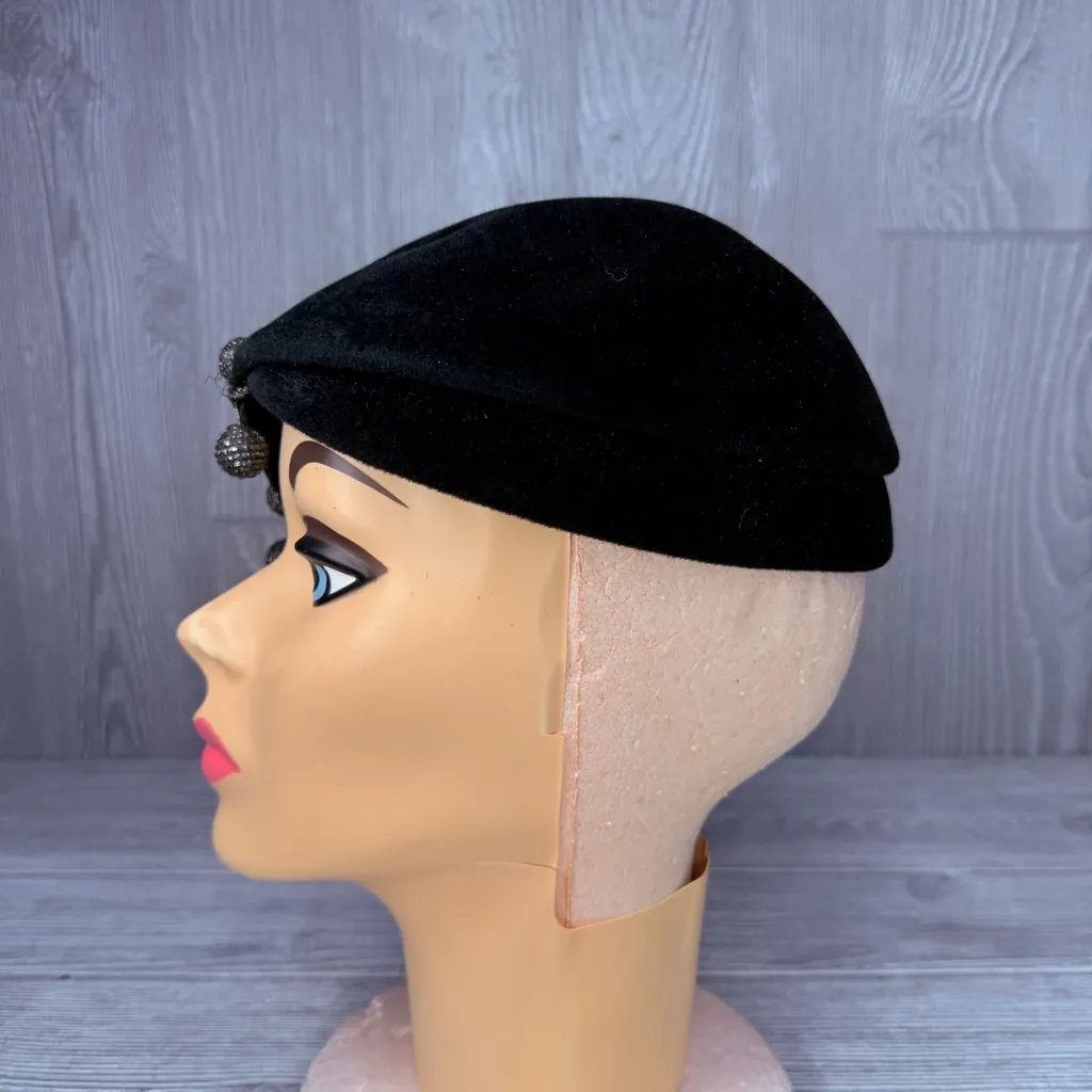 Vintage 1920s filbert orcel productions hats de pinna black with bobble beads - Image 6