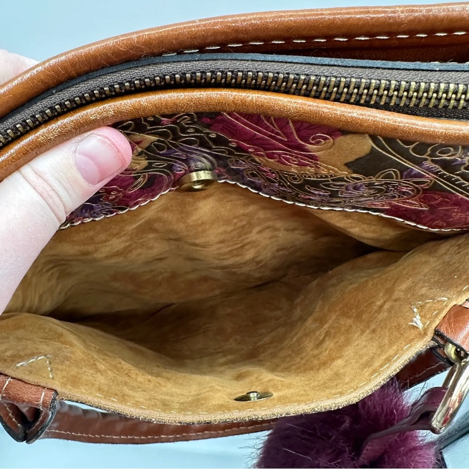 Patricia Nash Metallic Tooled Lace Poppy Multicolor Print To Zip Shoulder Bag - Image 6