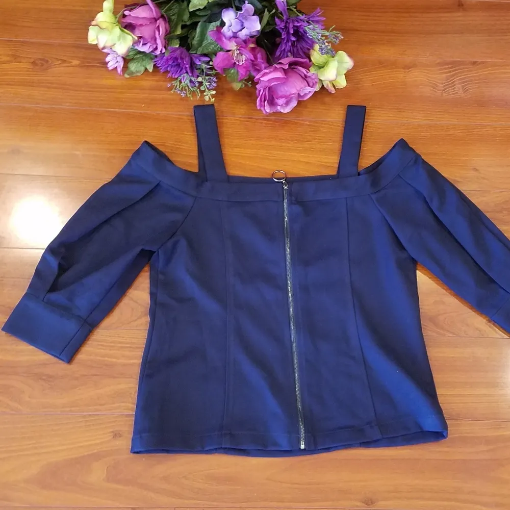 Naked Zebra Off Shoulder with Straps Size Small - Image 5