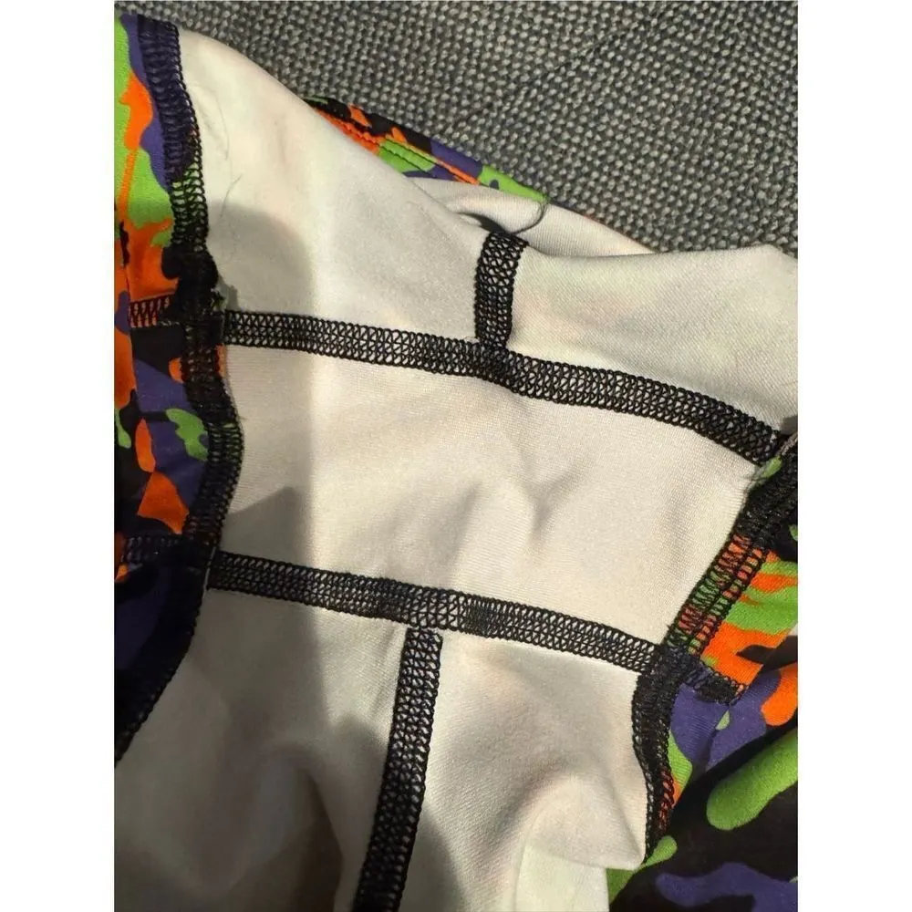 Fleo NWT Original Multi Spooky Halloween Camo Print Athletic Shorts Size Small Orange - Image 6