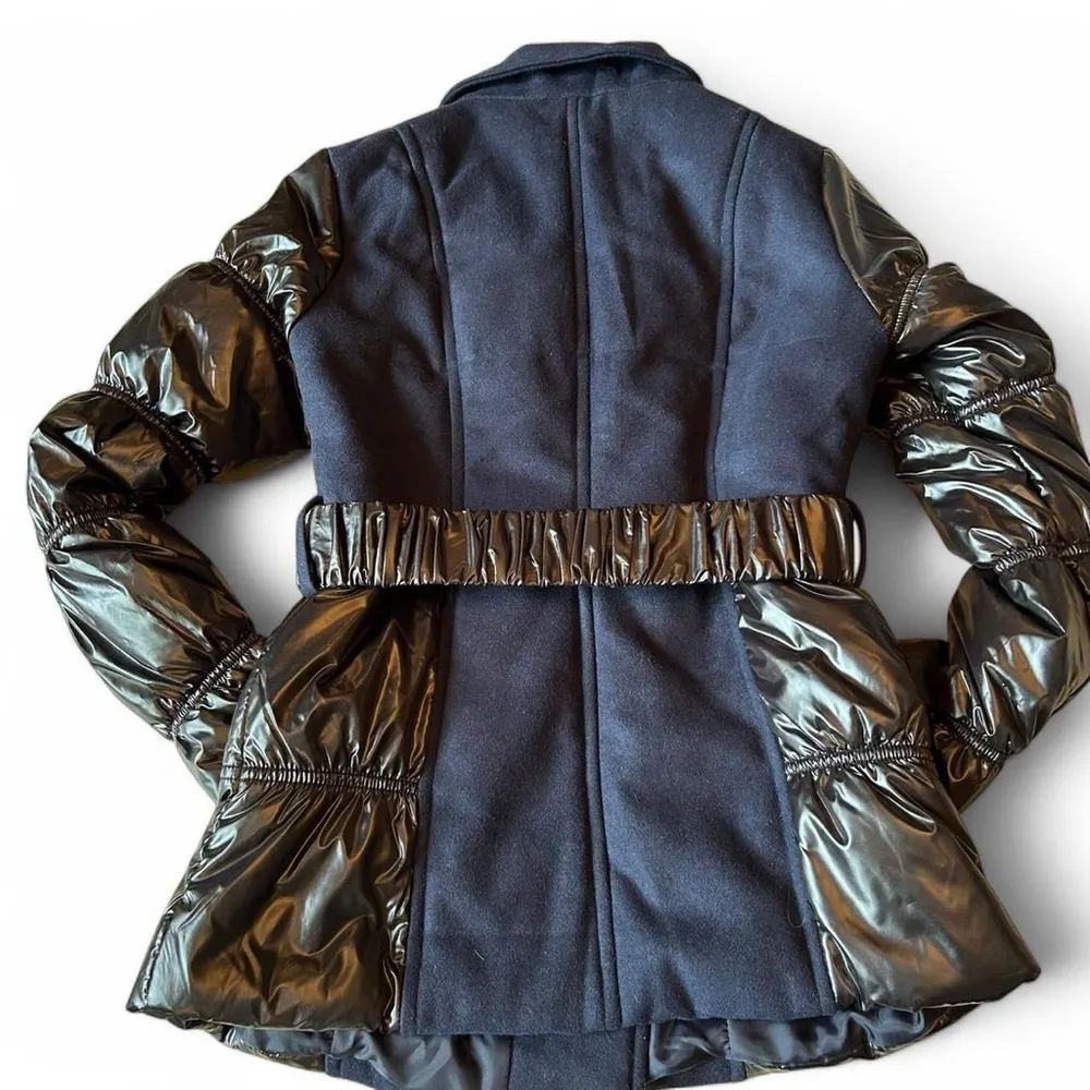 Stylish Pea Coat-Puffer Hybrid | Size Small | Like New! Black & Navy - Image 3