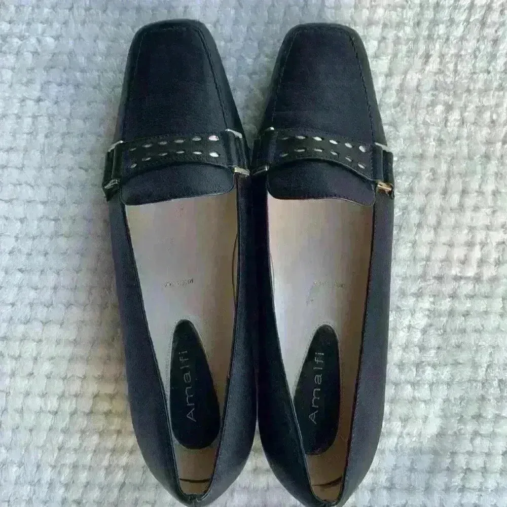 Amalfi black leather loafer sz 8 slip on classic minimalist comfortable dressy Gold - Image 5