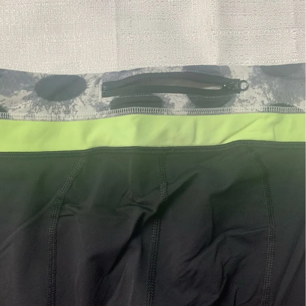 Lululemon size 6 inspire crop black green leggings beyond gym basic workout - Image 11