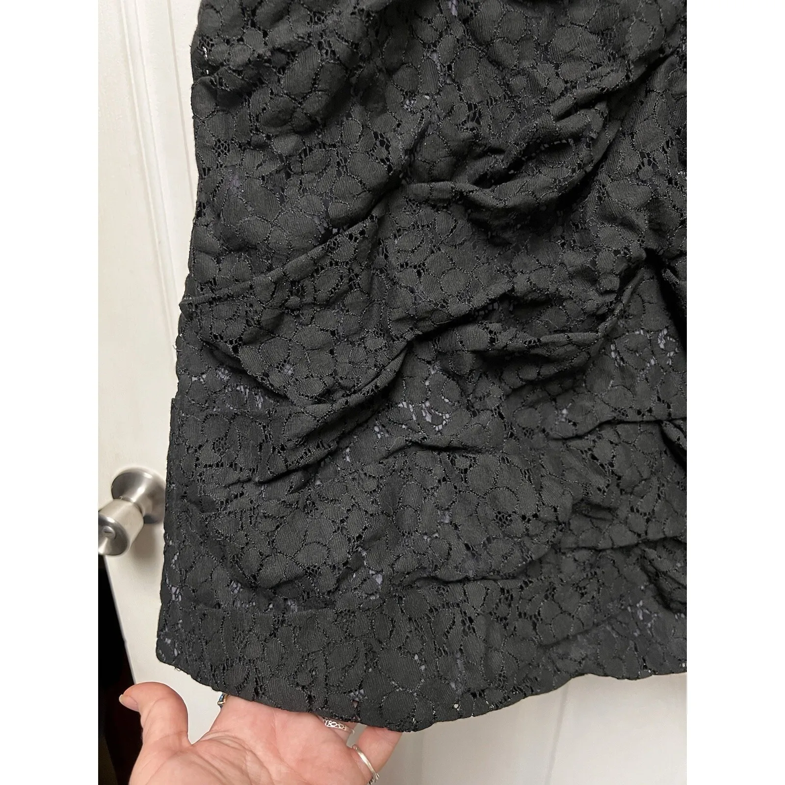 NWT $165 Jasmine Dress Women's Size 12 Black‎ Scrunch Lace Sleeveless  DAXc - Image 4