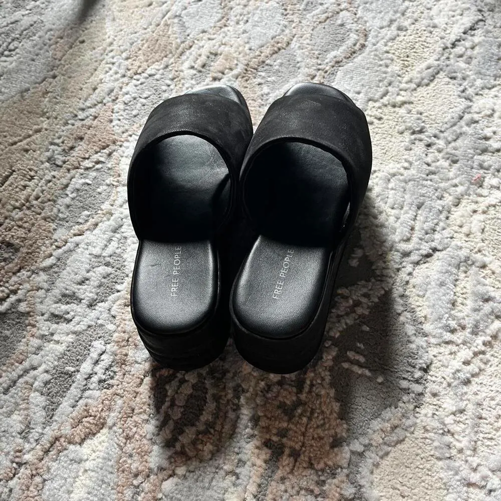 Free People Harbor Flatform Sandals - Image 5