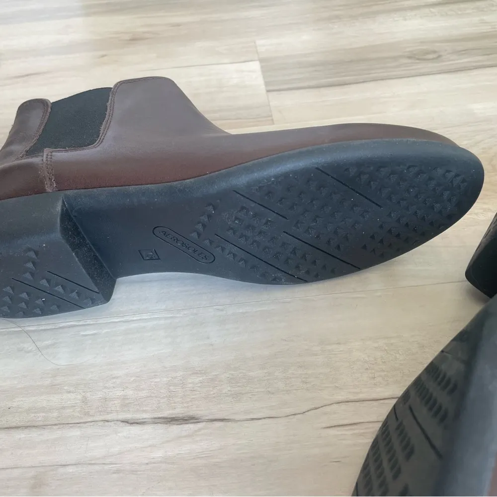 NWOT Aerosoles Brown Leather Boots 1” Heel Chelsea Women's Step Dance - Image 6