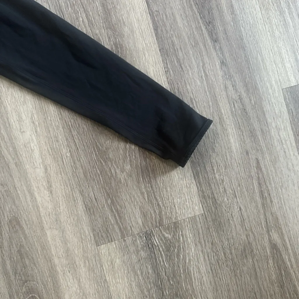 Lululemon Athletica Black Women's Wrap Blouse - Image 8