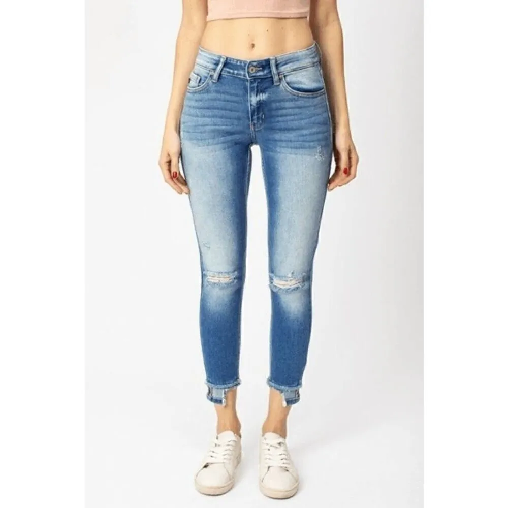 KanCan Mid Rise Skinny Ankle Reverse Hem Light Wash Jeans 15/31 Blue Size undefined - Image 8