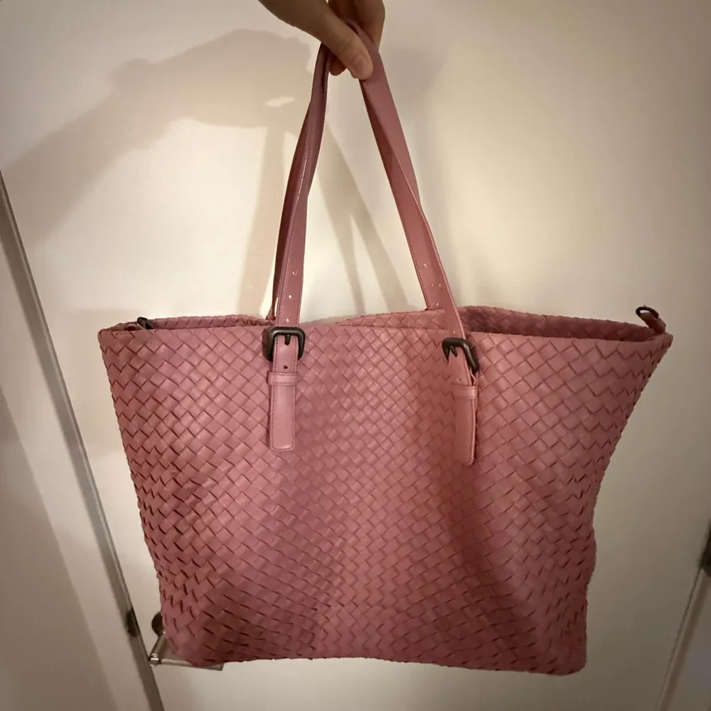 EUC Bottega Veneta Intrecciato Cesta Bag - Image 5