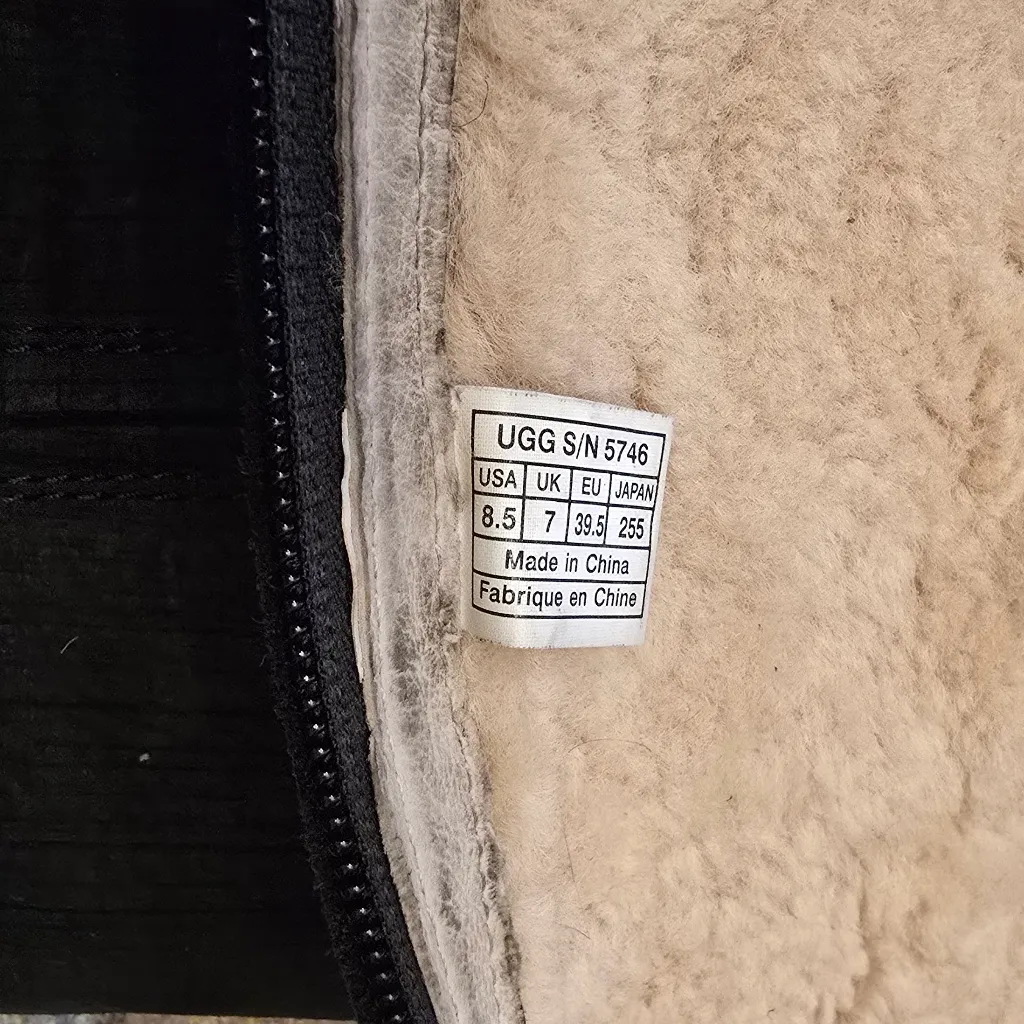 UGG Australia Smithfield Leather Suede Black Size 8.5 - Image 6