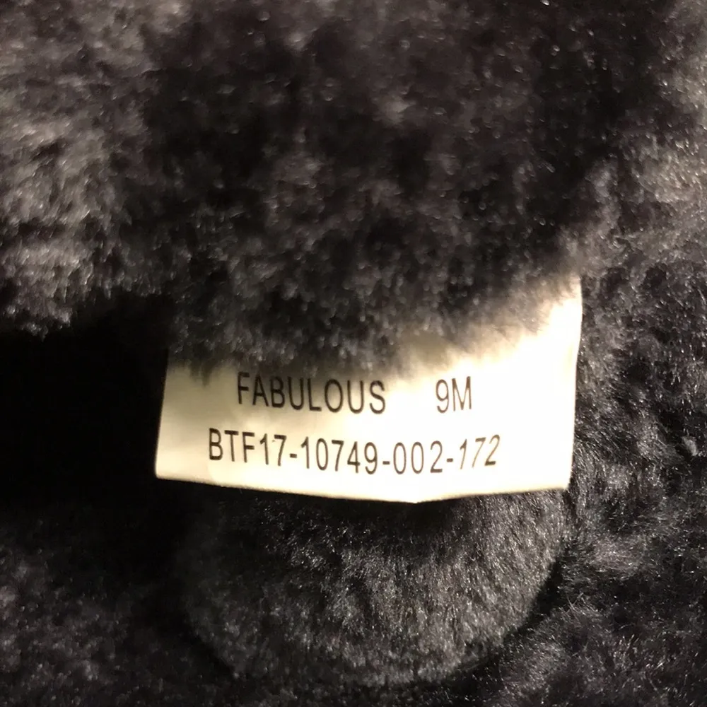 BareTraps Women’s Fabulous Navy Blue Faux Suede Rubber Lace-Up Rain Snow Boots - Image 10