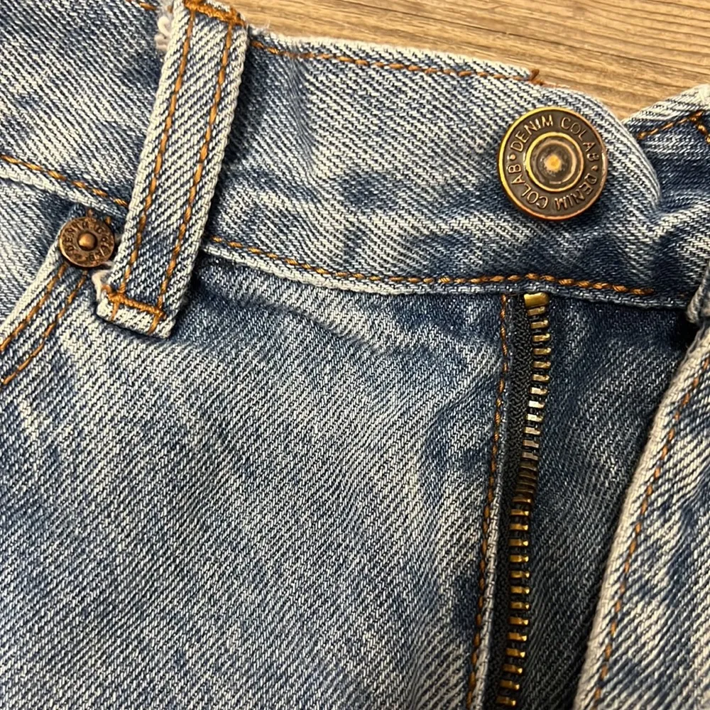 Denim Colab Saltwater Song Distressed Mid Rise Jean Shorts Size 26 - Image 9