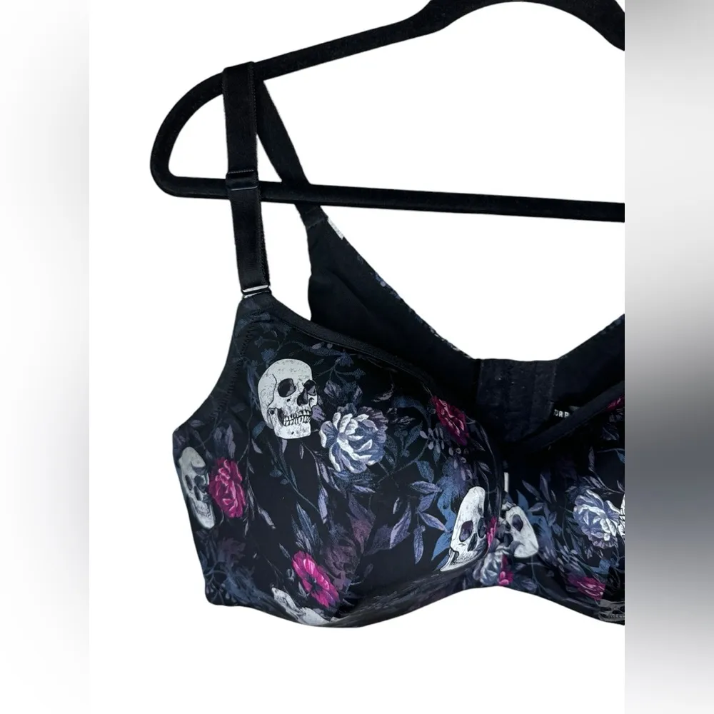 Torrid Lightly Lined Full Coverage Balconette Bra Size 44DDD Black Skull Floral - Image 3