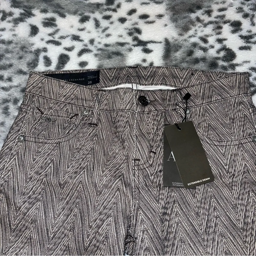 Armani Exchange Skinny Pants - Image 4