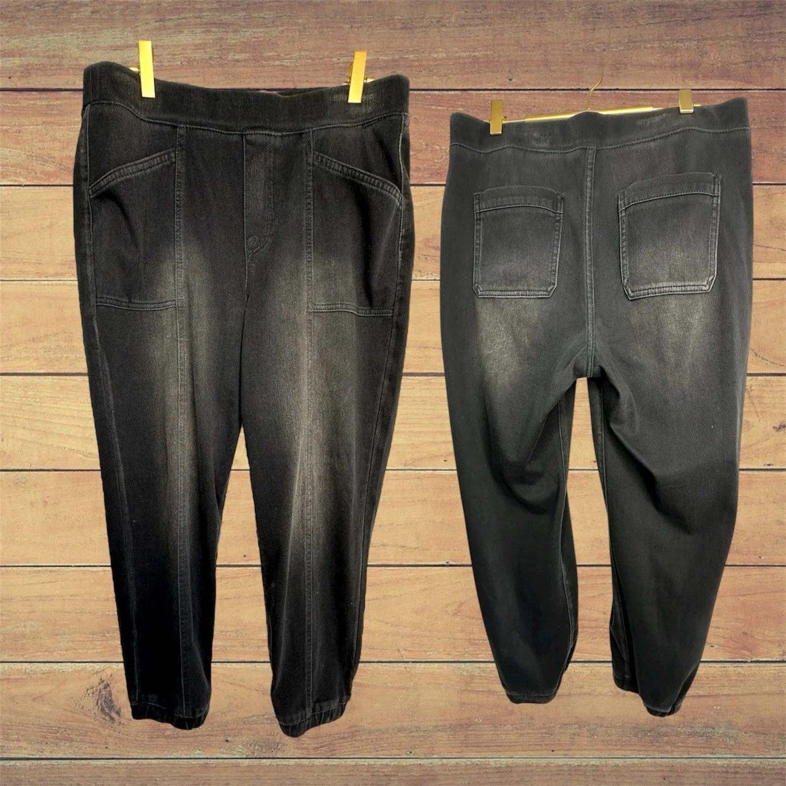 LOGO by Lori Goldstein Black Cropped Joggers (soft Knit Material) Size 12 L - Image 3