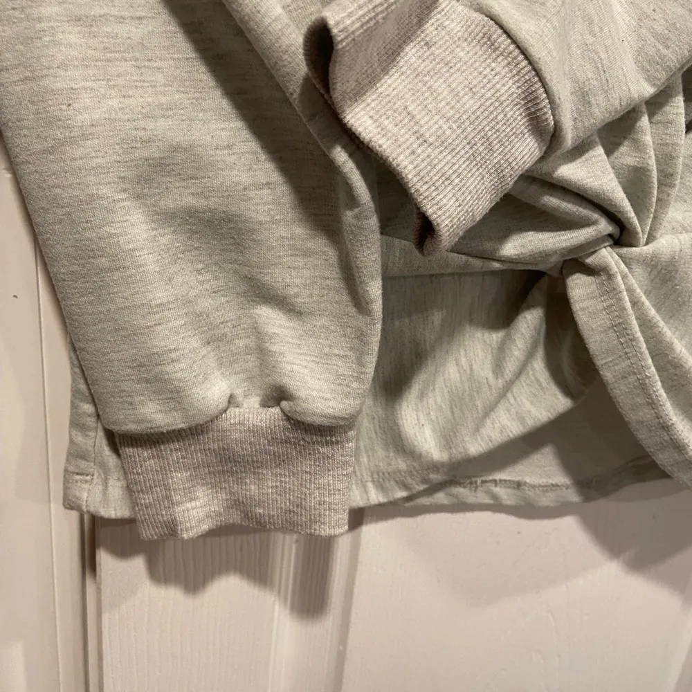 Hippie Chic Size S Gray Long Sleeve Twist Front Crew Neck Pullover Sweatshirt - Image 5